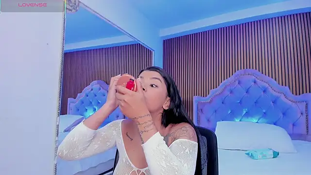 SelenaStonne online show from 25, 10, 2025