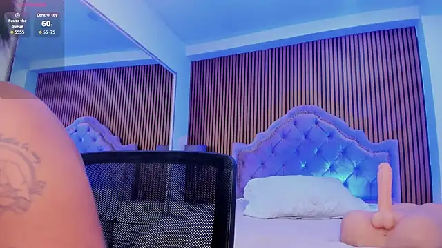 SelenaStonne online show from 27, 11, 2025