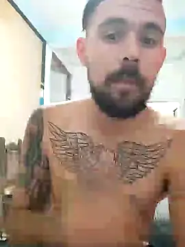 Snapshot of parejajuguetona420 chatting on 21, 12, 2025 parejajuguetona420 online show from 21, 12, 2025