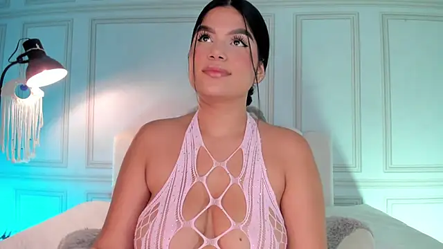 Snapshot of Kendall_Jonss1 chatting on 3, 11, 2025 Kendall Jonss1 online show from 3, 11, 2025