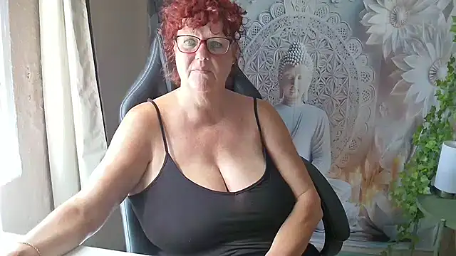 Snapshot of -Curvy- chatting on 29, 7, 2026 -Curvy- online show from 29, 7, 2026