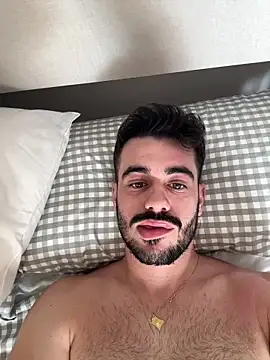 Snapshot of Carl242000 chatting on 3, 10, 2025 Carl242000 online show from 3, 10, 2025