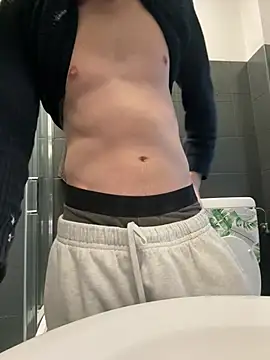 Snapshot of mario231197 chatting on 18, 2, 2026 mario231197 online show from 18, 2, 2026