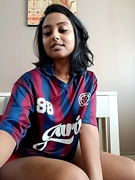 littlemissdevil69 online show from 10, 2, 2026