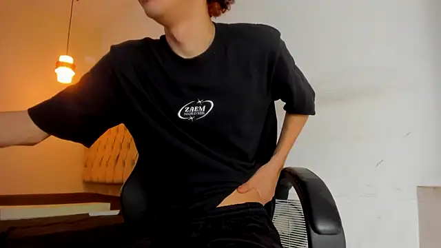 Darkknightx01 online show from 22, 10, 2025