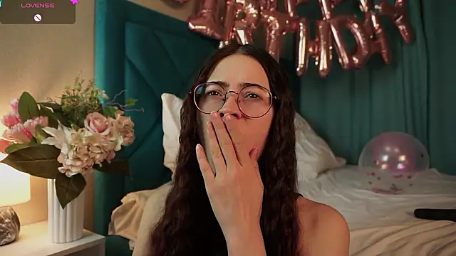 ywixos online show from 21, 2, 2026