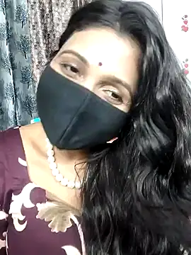 Hotty Sonali online show from 7, 4, 2026