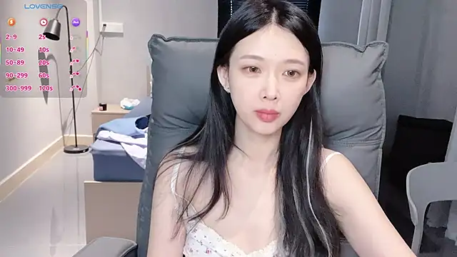 Snapshot of NiNi-baby520 chatting on 20, 11, 2025 NiNi-baby520 online show from 20, 11, 2025