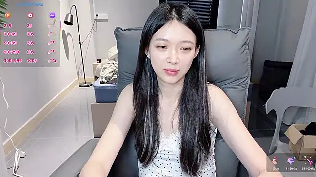 Snapshot of NiNi-baby520 chatting on 5, 12, 2025 NiNi-baby520 online show from 5, 12, 2025