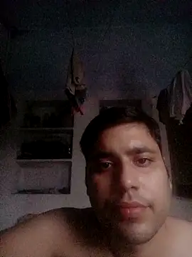 Snapshot of Desirock001 chatting on 4, 4, 2026 Desirock001 online show from 4, 4, 2026