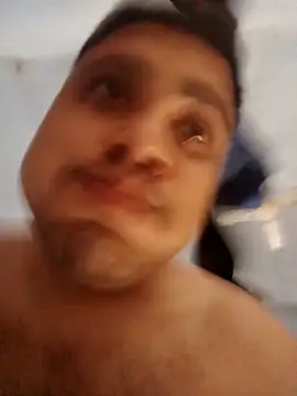 Snapshot of Desirock001 chatting on 25, 4, 2026 Desirock001 online show from 25, 4, 2026