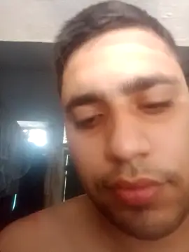 Snapshot of Desirock001 chatting on 28, 4, 2026 Desirock001 online show from 28, 4, 2026