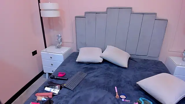 Snapshot of gabriela_lux chatting on 1, 10, 2025 gabriela lux online show from 1, 10, 2025