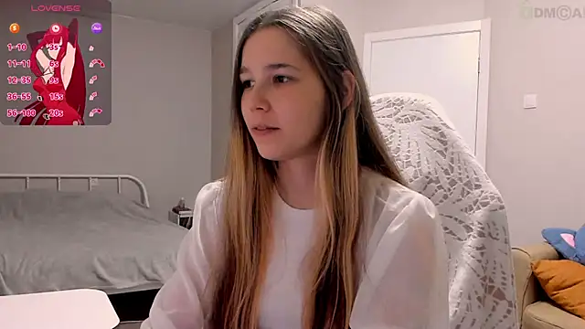 ValerieBubbles online show from 8, 11, 2025