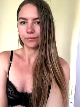 Snapshot of Angiehuston1 chatting on 3, 12, 2025 Angiehuston1 online show from 3, 12, 2025