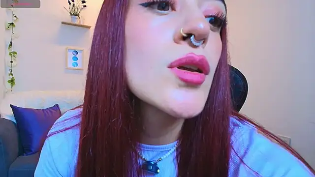 Snapshot of ViolethRosse chatting on 21, 4, 2026 ViolethRosse online show from 21, 4, 2026