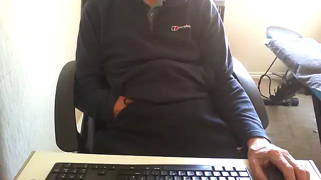 Snapshot of rogpb chatting on 21, 4, 2026 rogpb online show from 21, 4, 2026