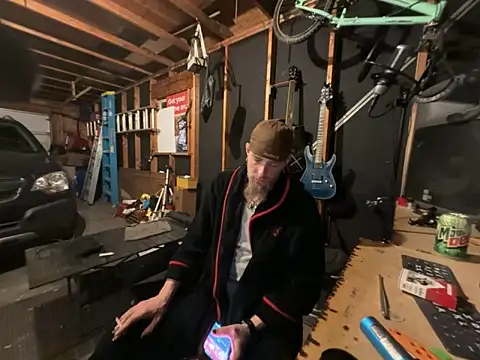 Snapshot of thejuicybacon chatting on 14, 4, 2026 thejuicybacon online show from 14, 4, 2026