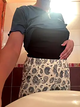 Snapshot of dalo3a_ay chatting on 1, 10, 2025 dalo3a ay online show from 1, 10, 2025