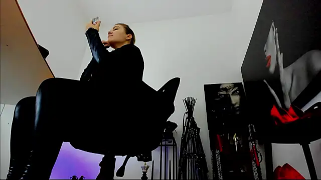 Snapshot of demisweet chatting on 17, 1, 2026 demisweet online show from 17, 1, 2026