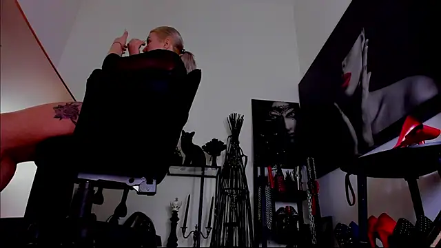 Snapshot of demisweet chatting on 7, 2, 2026 demisweet online show from 7, 2, 2026