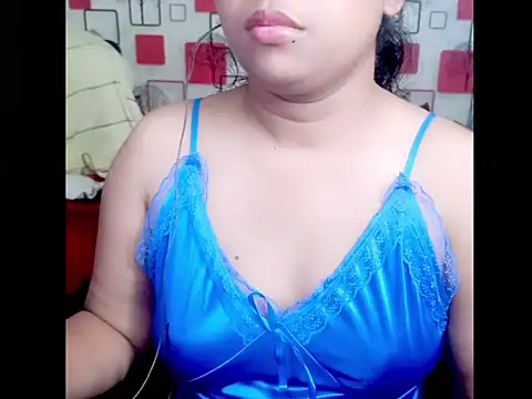 LushVamp online show from 16, 9, 2025