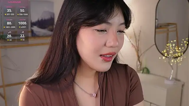 MoiraEger online show from 18, 12, 2025