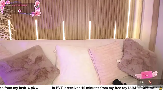 MylaDreams online show from 20, 9, 2025