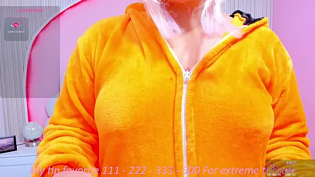 hinata dolly online show from 14, 10, 2025