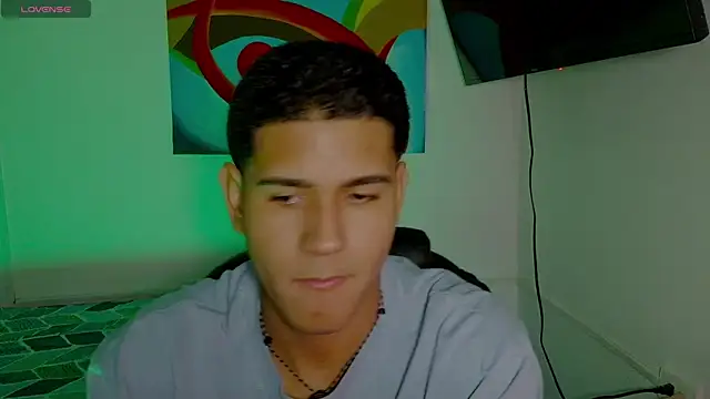 Snapshot of juanacock_1 chatting on 2, 4, 2026 juanacock 1 online show from 2, 4, 2026