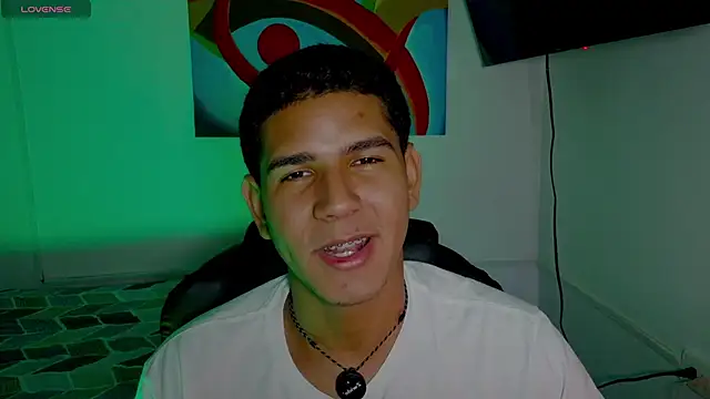 Snapshot of juanacock_1 chatting on 9, 4, 2026 juanacock 1 online show from 9, 4, 2026