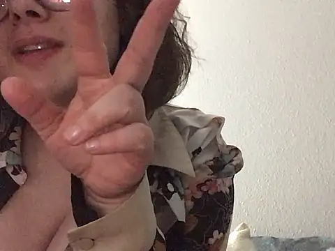 paigeycakes online show from 26, 10, 2025