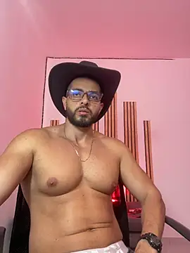 Snapshot of magnumchris chatting on 20, 4, 2026 magnumchris online show from 20, 4, 2026