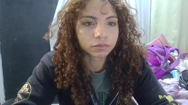 Snapshot of VioletV chatting on 10, 4, 2026 VioletV online show from 10, 4, 2026