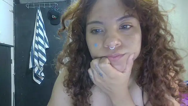 Snapshot of VioletV chatting on 22, 5, 2026 VioletV online show from 22, 5, 2026