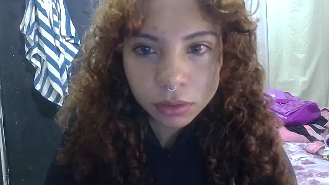 Snapshot of VioletV chatting on 27, 5, 2026 VioletV online show from 27, 5, 2026