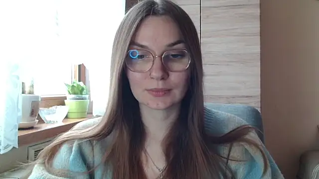 LooveELLYx online show from 8, 4, 2026