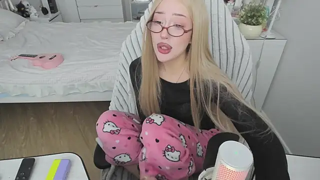 saadnesstyan online show from 3, 12, 2025