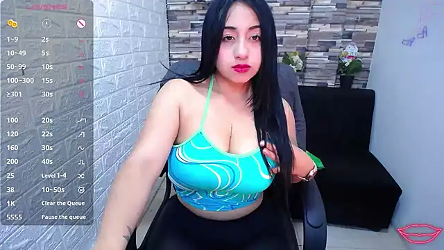 Snapshot of isabelsaenzxx chatting on 24, 9, 2025 isabelsaenzxx online show from 24, 9, 2025