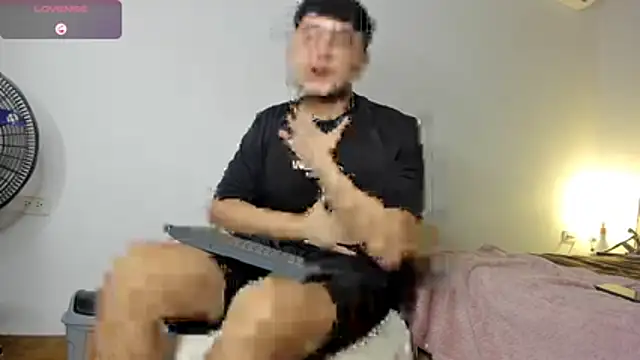 Snapshot of Andrew_lamar chatting on 10, 1, 2026 Andrew lamar online show from 10, 1, 2026