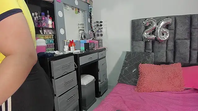 Esmeraldaa- online show from 19, 3, 2026