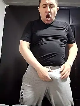 BigCristh79 online show from 9, 1, 2026