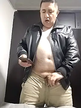 BigCristh79 online show from 10, 3, 2026