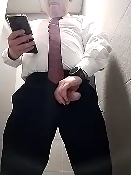 Snapshot of BigCristh79 chatting on 29, 3, 2026 BigCristh79 online show from 29, 3, 2026