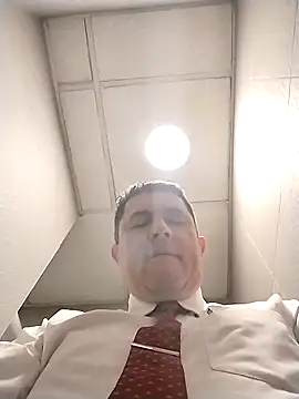 Snapshot of BigCristh79 chatting on 11, 4, 2026 BigCristh79 online show from 11, 4, 2026