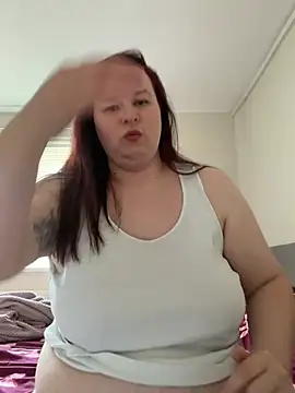 Snapshot of Curvaceouscarla chatting on 6, 7, 2026 Curvaceouscarla online show from 6, 7, 2026