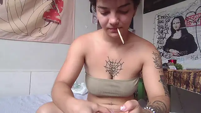 Snapshot of CamillyBlum chatting on 22, 4, 2026 CamillyBlum online show from 22, 4, 2026