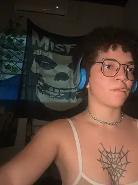 Snapshot of CamillyBlum chatting on 12, 6, 2026 CamillyBlum online show from 12, 6, 2026
