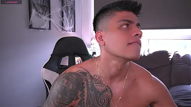 tyler muscle1 online show from 7, 10, 2025