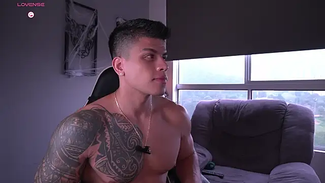 tyler muscle1 online show from 23, 10, 2025